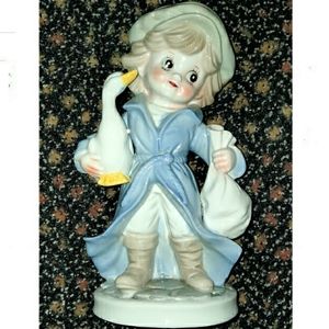 VINTAGE PORCELAIN GERMAN KPM GIRL FIGURINE